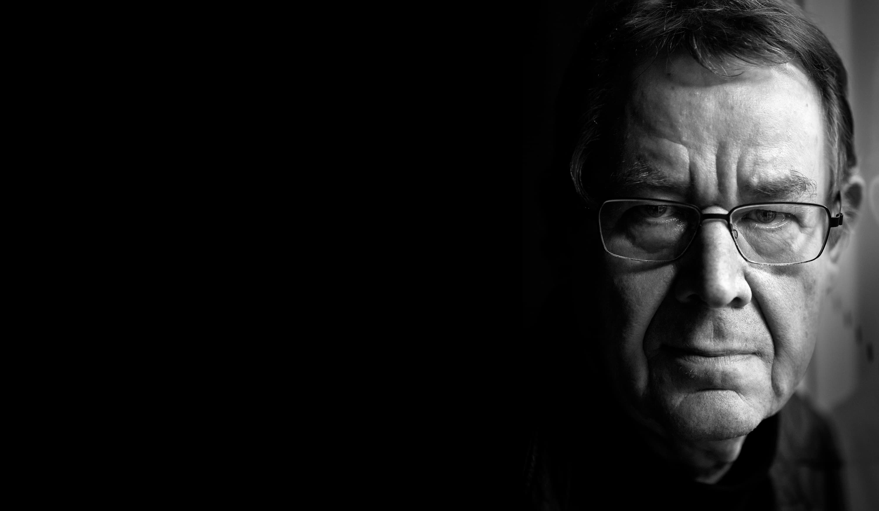 Det er et stort problem, at vælgerne ikke forstår finanssektorens sprog, mener tidligere statsminister Poul Nyrup Rasmussen. Foto: Polfoto