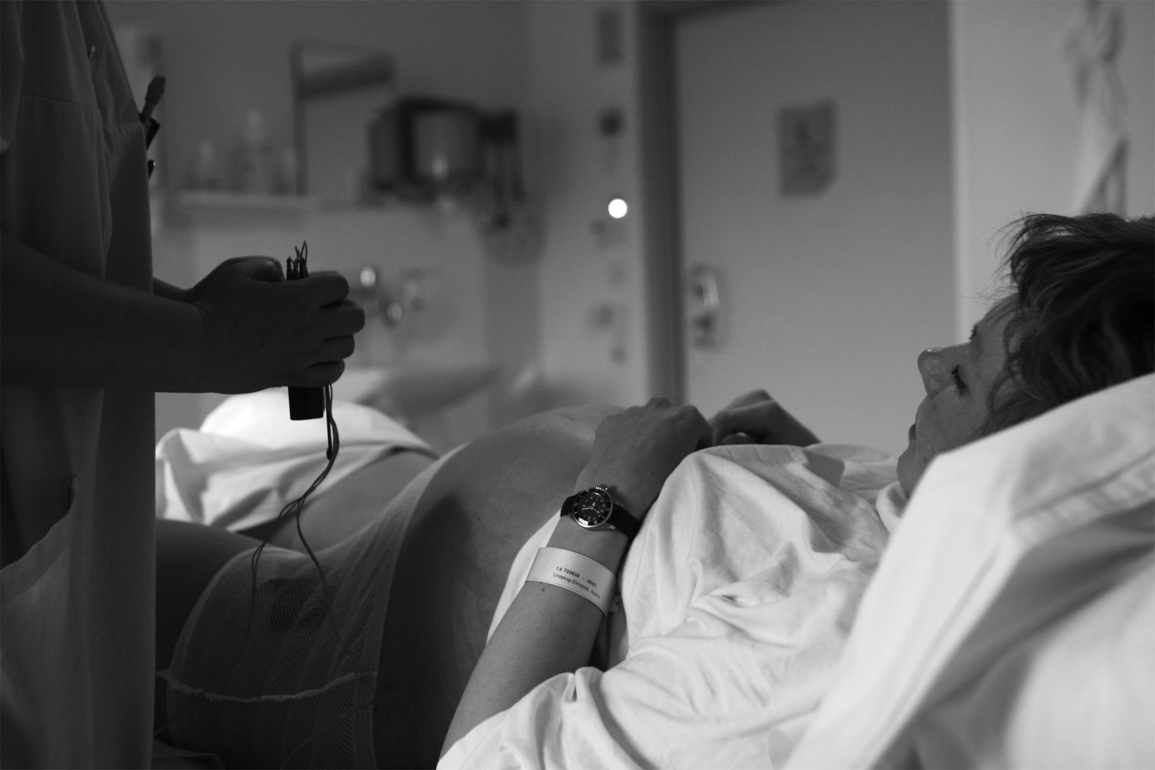 Hvor vil du helst ligge med svangerskabsforgiftning i flere måneder? På hospitalet eller derhjemme med familien? Borgerne er ikke i tvivl, og Region Midtjyllands forsøgsordning skal nu udbredes.
Foto: Jonas Elmqvist / Nordicphotos
