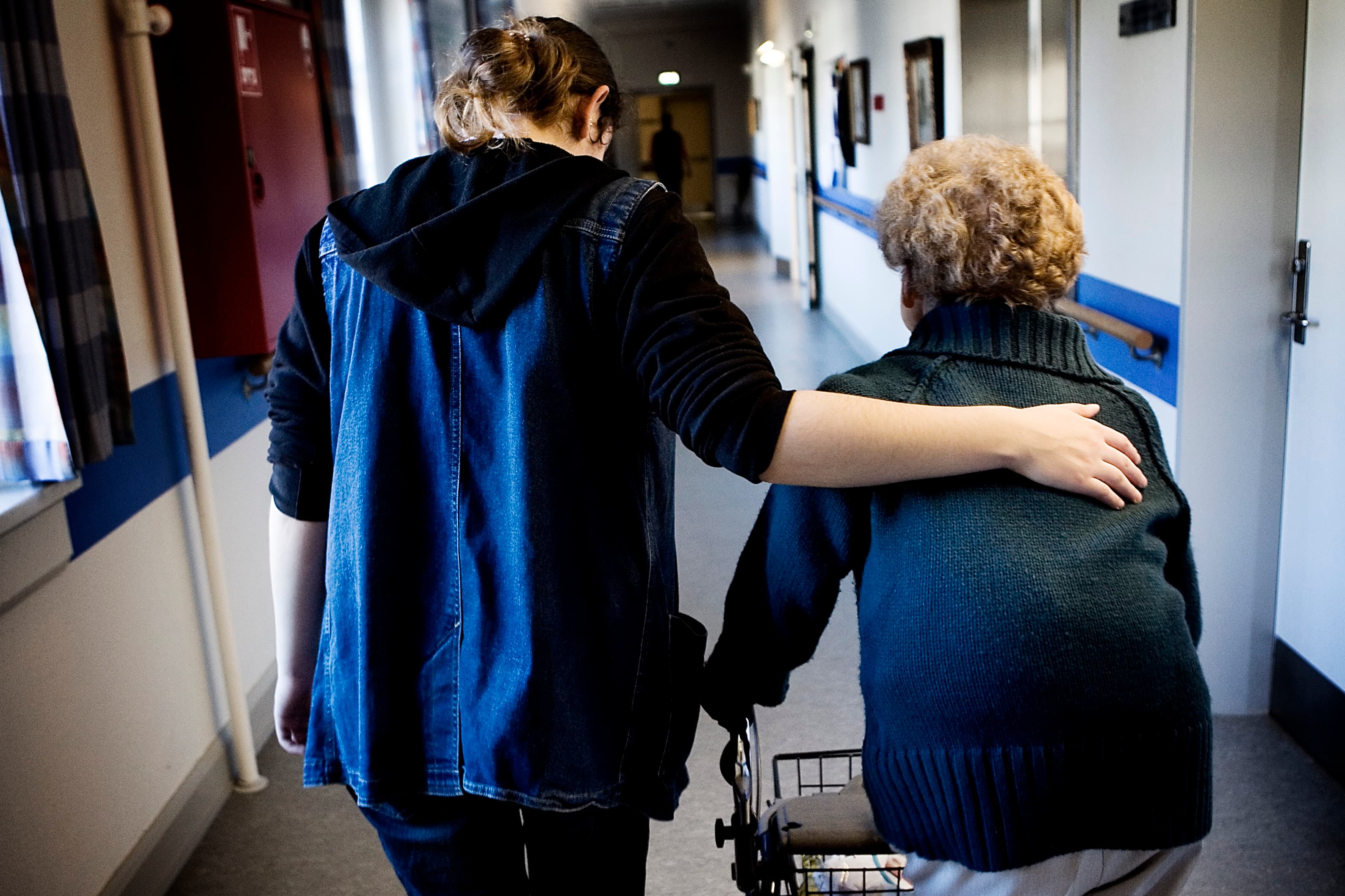 Frivillige kan være en stor hjælp for de kommunale institutioner, men de kræver også tid og ressourcer, selvom de ikke koster lønkroner. Foto: Gregers Tycho / Polfoto