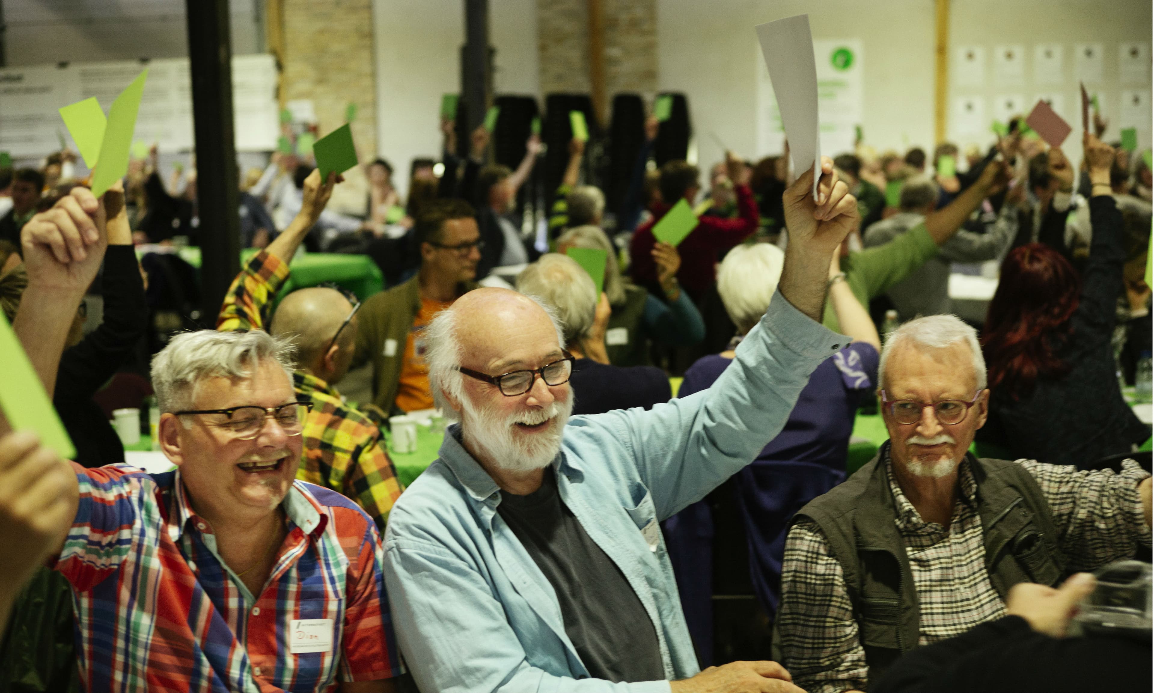 Der er blevet færre universitetsfolk og gymnasieelver blandt partisoldaterne. Antallet af studerende, der er medlem af et parti, er faldet fra 18 til fem procent i perioden 2000-2012, viser tal fra Demokratiets Ildsjæle.