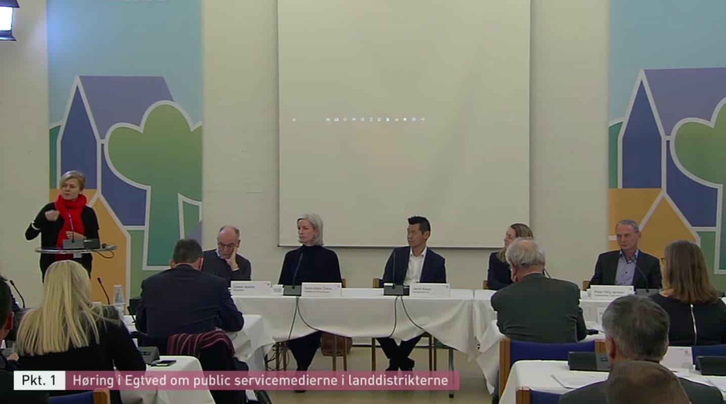 Mette Bock kom under høringen ikke ind på, om regeringen vil spare på DR, men hun lagde ikke op til, at der skal være mere detailstyring.