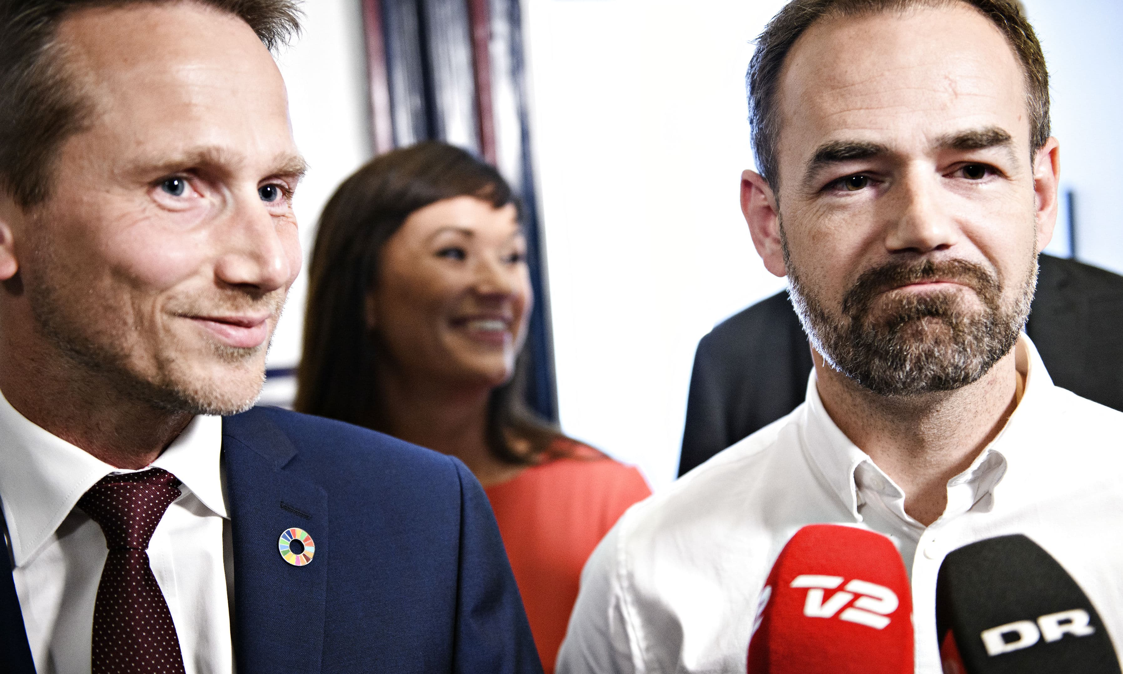 Trods meldinger torsdag morgen om 12-13 milliarder kroners afstand lykkedes det torsdag eftermiddag at lande en aftale mellem bl.a. finansminister Kristian Jensen, KL-formand Jakob Bundsgaard og innovationsminister Sophie Løhde.