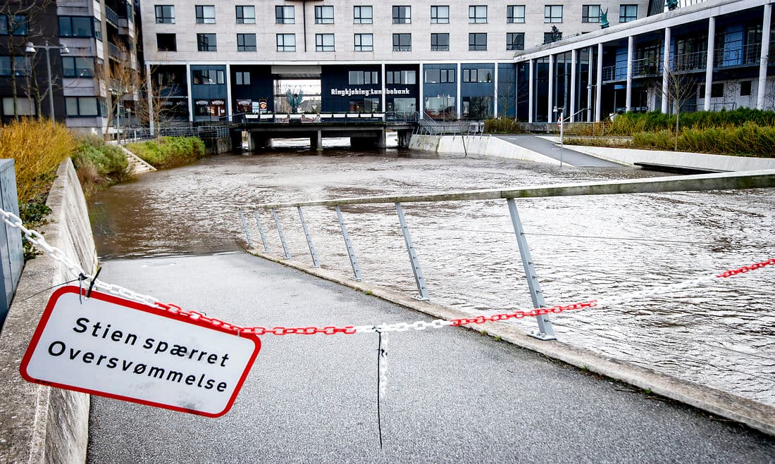 Det danske vejr bliver voldsommere i de kommende år. Derfor kan DMIs nye klimaatlas hjælpe kommunerne med at forbedre sig på, hvor der kommer flest skybrud, og hvor vandstanden stiger mest. 