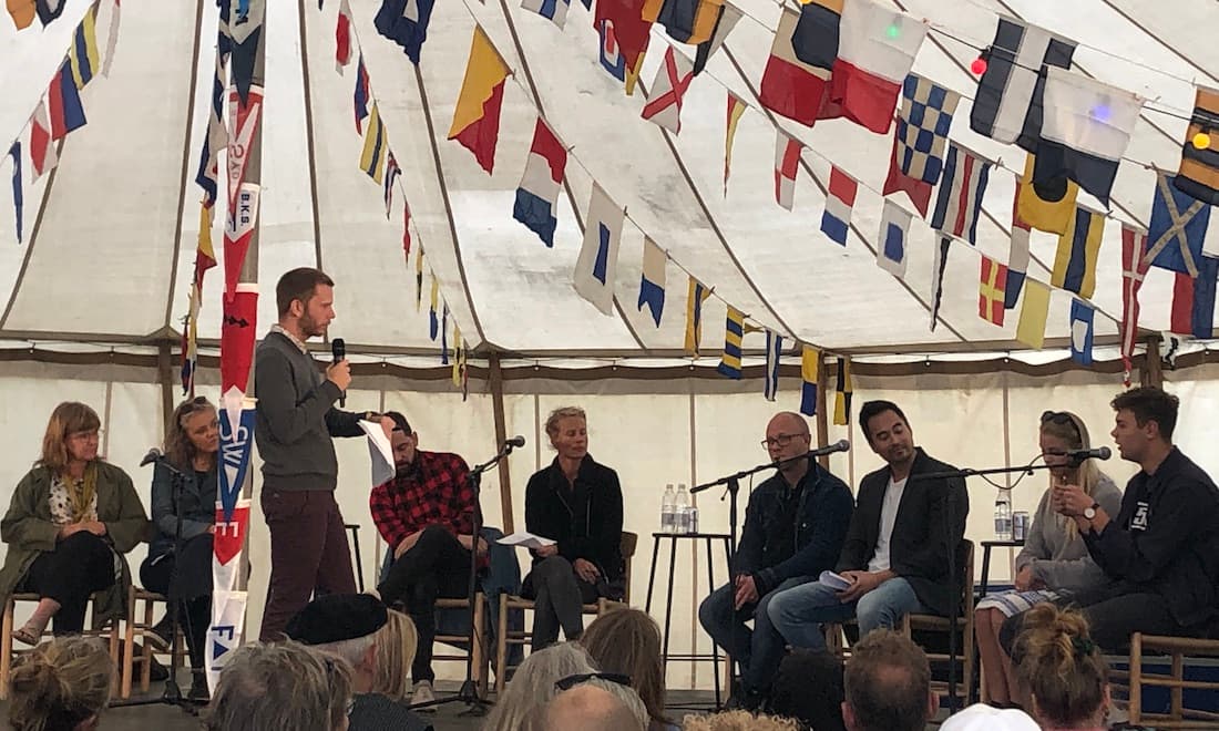 Hvordan får man flere aktiviteter op at stå i Sydhavnen, ville lokale gerne vide, da børne og ungdomsliv i Sydhavnen blev diskuteret på den store scene til Sydhavnens Folkemøde.