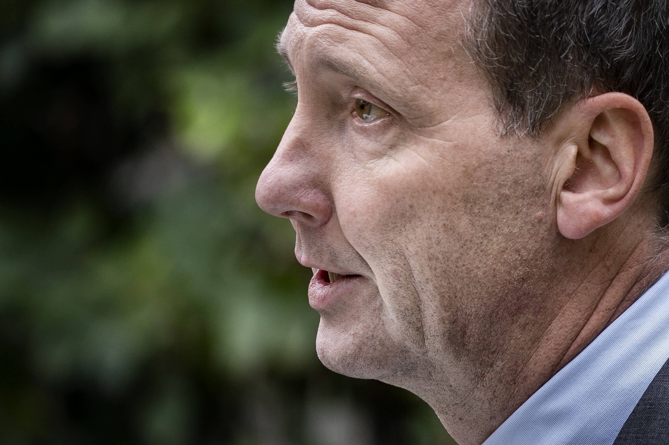 Justitsminister Nick Hækkerup (S) er testet positiv for coronasmitte, som breder sig blandt de folkevalgte på Christiansborg.
