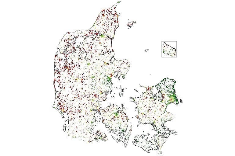 Kortet bygger på data fra Det Centrale HusdyrbrugsRegister (CHR), ruteberegninger fra alle adresser til alle minkfarme, Open Street Map og kystlinie fra Geodatastyrelsen. 
27 milliarder ruteberegninger viser de grønne områder hvor der længst til minkfarme, mens røde prikker og områder er tæt på minkfarme. 