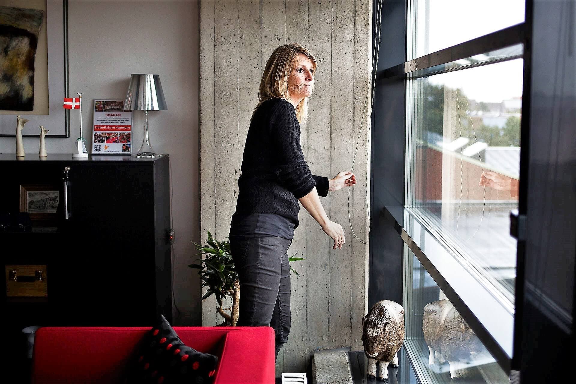 Når Birgit S. Hansen (S) kigger ud over Frederikshavn Kommune er det klart for hende, at minktragedien fylder meget.