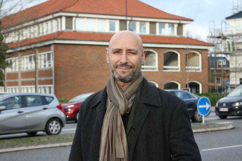 Mohamed Ouazzani ser det som en ære at tjene demokratiet, og han er stolt over at være vej- og trafikchef i Rudersdal kommune.