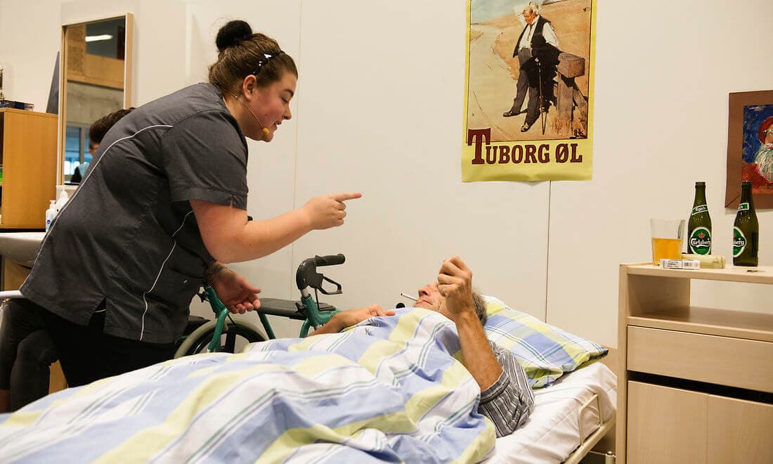Med målrettet nytænkning kan SOSU-skolerne stadig nå at følge med den støt stigende efterspørgsel på plejepersonale, skriver FOA-sektorformand i dette indlæg. Billedet er fra de regionale mesterskaber i SOSU-Skills 2016. 