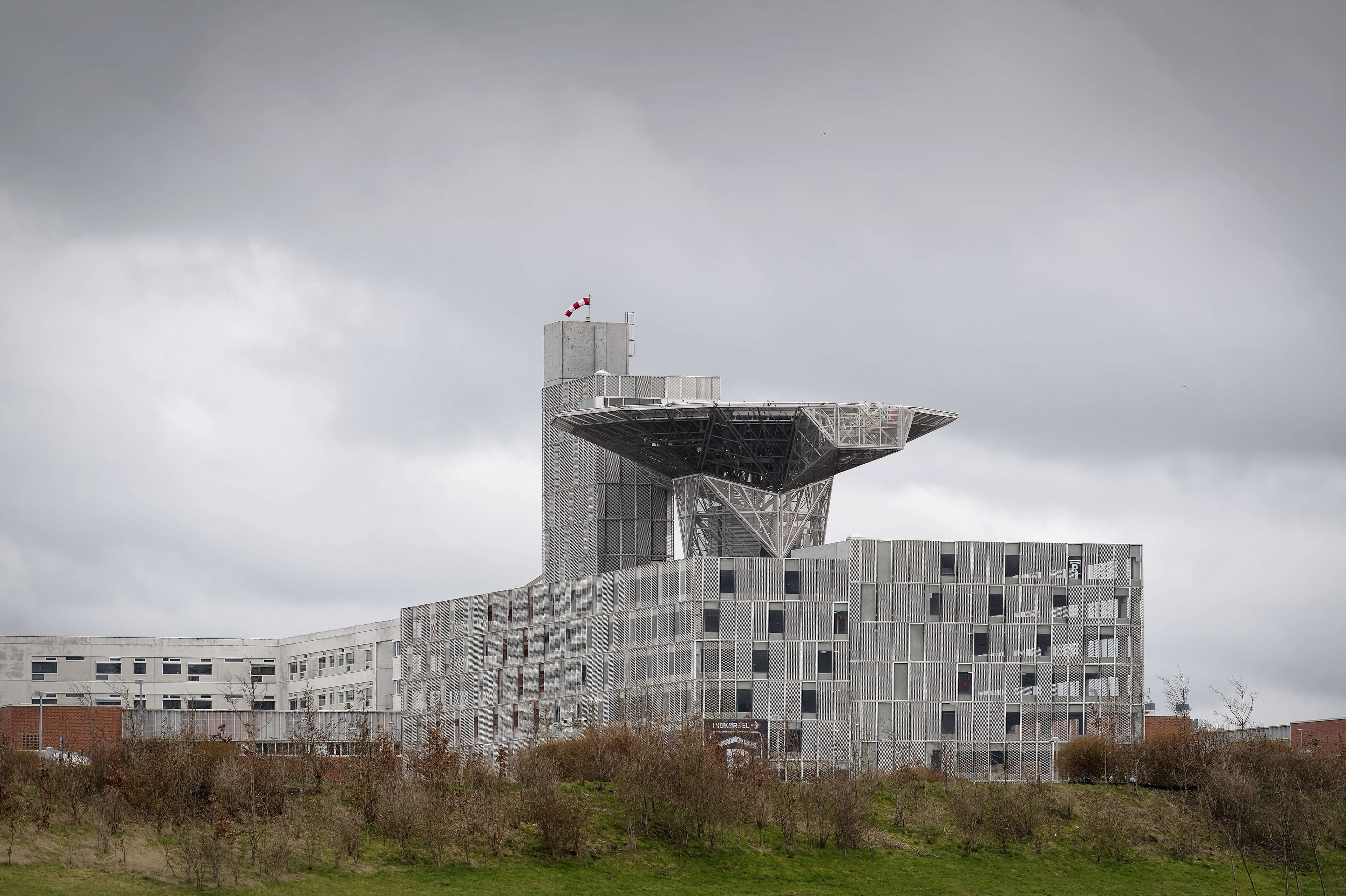 Forligsmand Lise-Lotte Nilas har fremsat et mæglingsforslag, der automatisk udskyder sygeplejerskernes varslede strejke. 