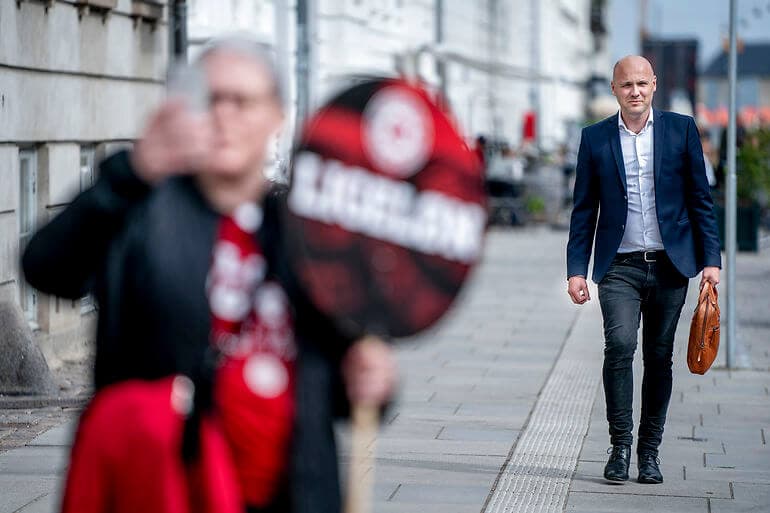 Anders Kühnau (S) er formand for regionernes lønnings- og takstnævn og dermed forhandler på regionernes vegne.