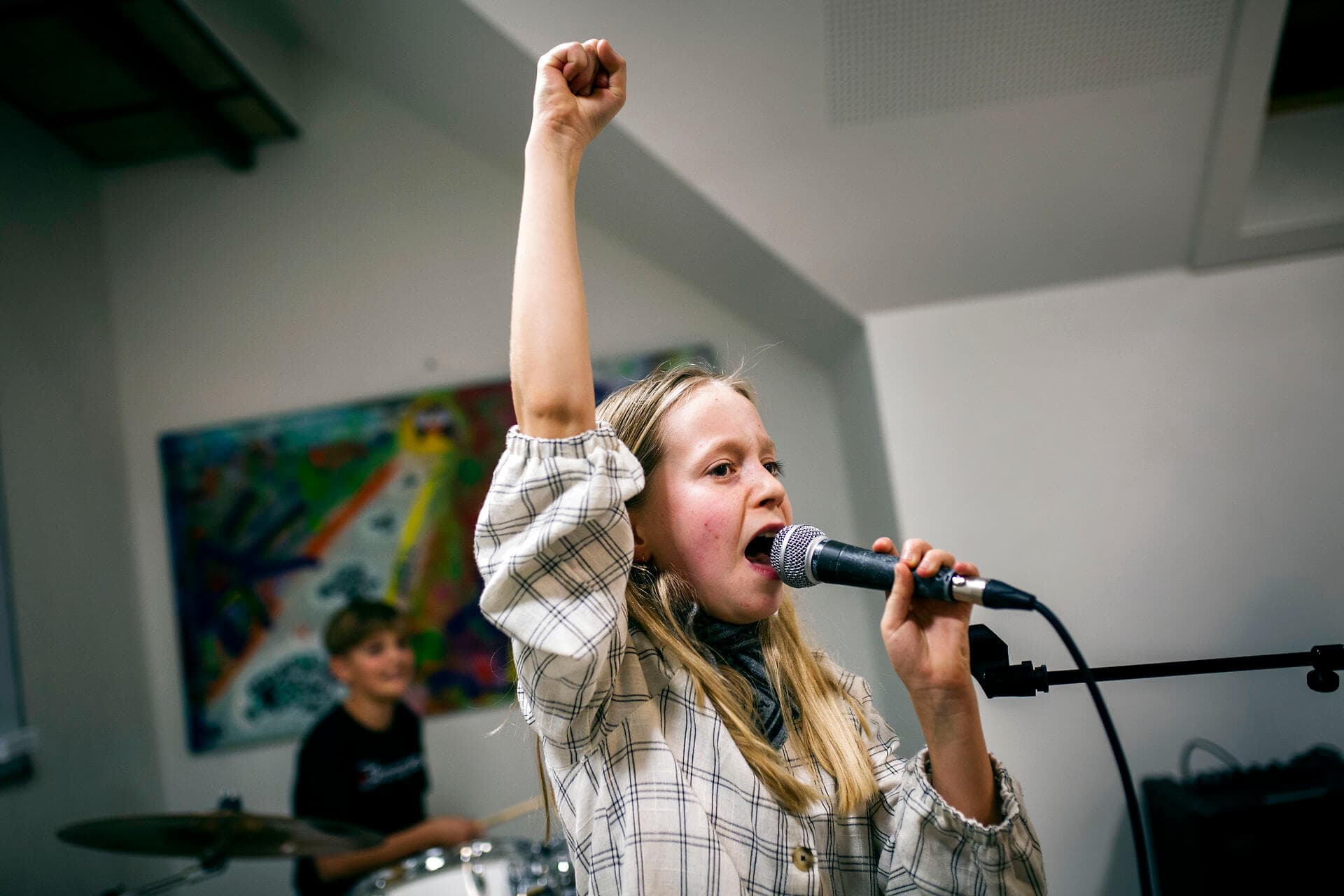 Der er grund til at fejre i Albertslund, hvor musikskolen kan kalde sig Danmarks billigste. I hvert fald i forhold til, hvad det koster at modtage soloundervisning i et instrument. Her er det dog et foto fra Roskilde Musikskole, som også klarer sig ganske godt.