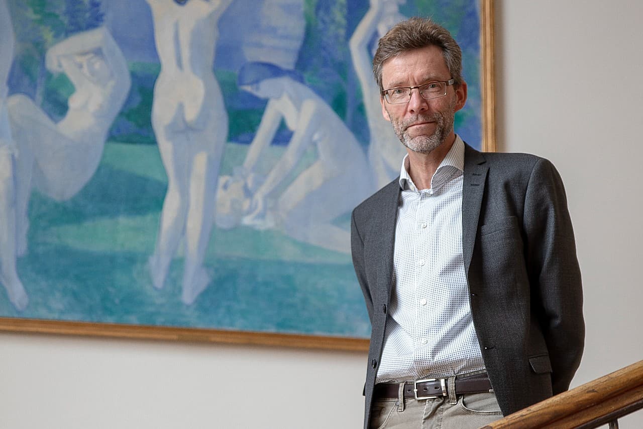 Hvert borgmesterskift og hver borgmester er forskellige fra den forrige, så der skal bruges meget tid på forventningsafstemning, siger Svendborgs kommunaldirektør, Erik
Meldgård Bendorf, der har skiftet borgmester fire gange i sin tid i kommunen.