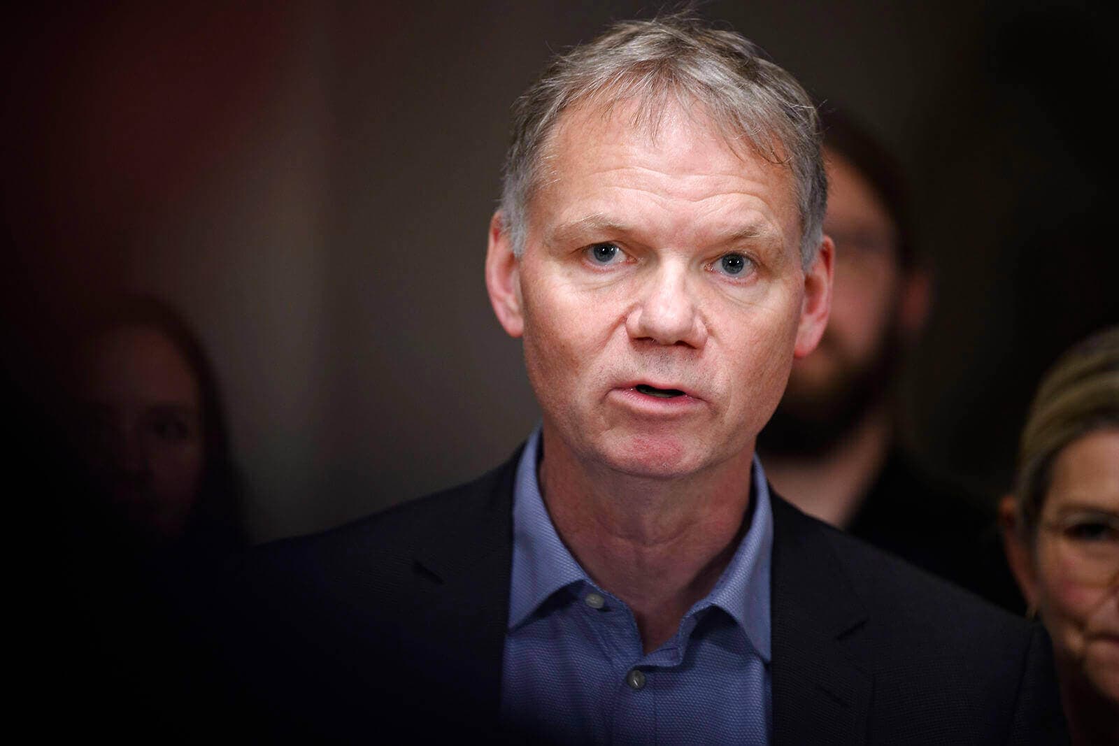 MF Jens Henrik Thulesen Dahl vil til enhver tid prioritere sociale ydelser og behandlingstilbud over fællessang, fodbold og teaterbesøg. Men han vil også nødigundvære nogen af delene.