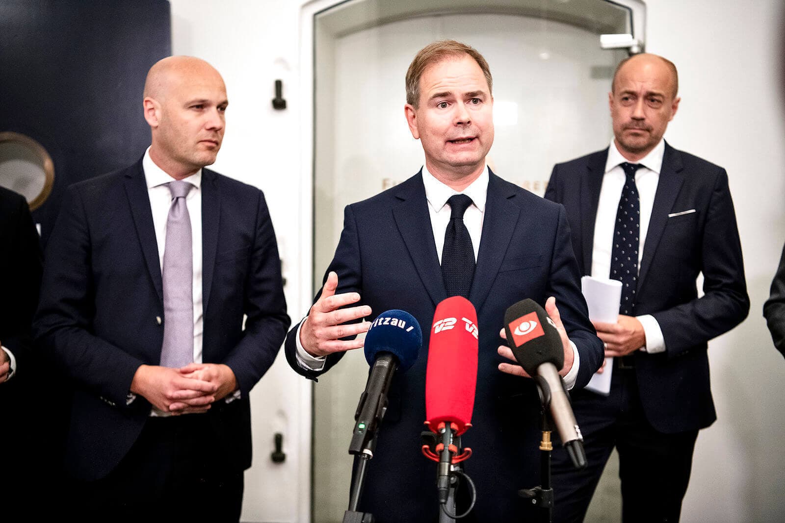 Finansminister Nicolai Wammen (S) sundhedsminister Magnus Heunicke (S) og formand for Danske Regioner Anders Kühnau (S) præsenterede fredag en ny aftale for regionernes økonomi.