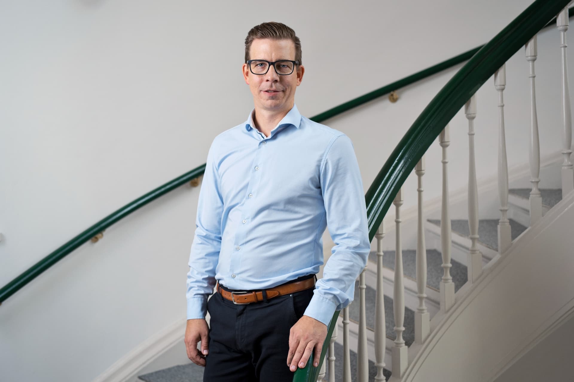 Der er en mistillid til, at borgerne får den rette behandling, og vi ender derfor med at dokumenterer alt muligt for at beskytte os selv, men også for at tilfredsstille pårørende, siger Torben Klitmøller, formand for ældreområdet i FOA. 