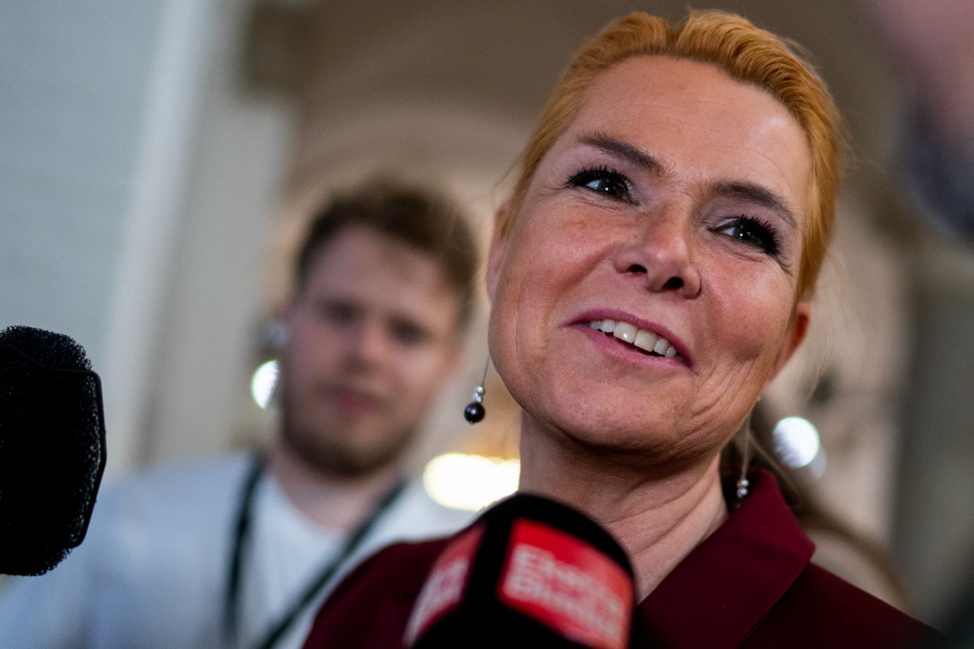 Inger Støjberg har sørget for at være så lidt konkret som muligt og derved ladet alle sympatisører læse deres egne præferencer ind uden at blive revet ud af nogen illusion.