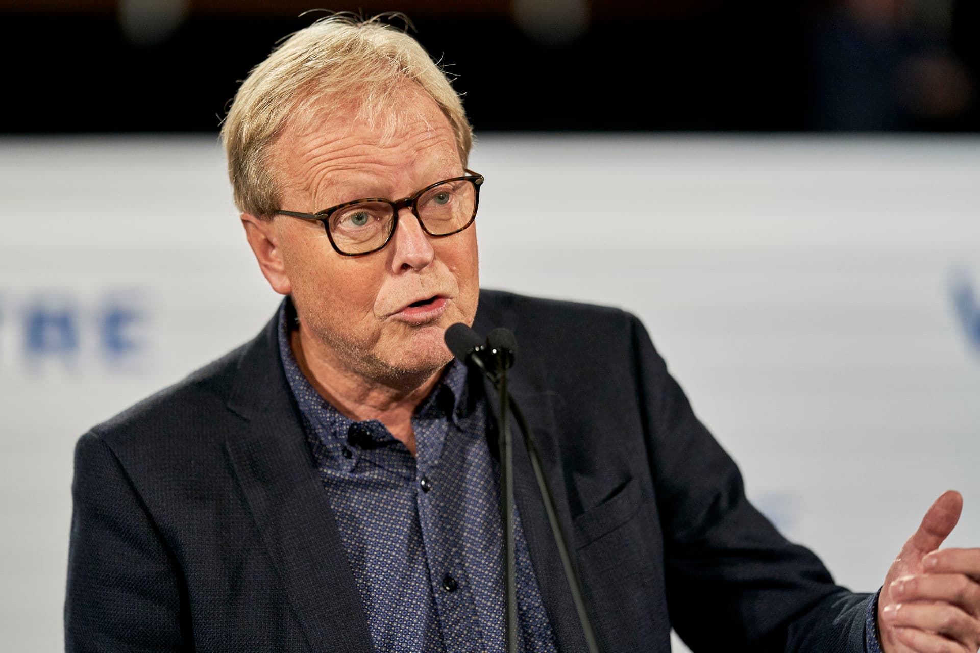 Ulrik Wilbek, formand for KLs socialudvalg, mener, alle 11 anbefalinger kan bidrage til at sikre en bæredygtigt fremtid på socialområdet. 
