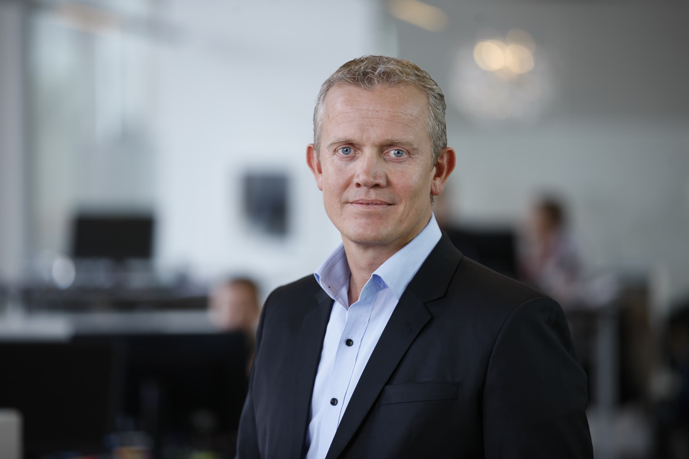 En central ambition med Athene er at gøre op med klassiske, statiske rapporter og i stedet præsentere data gennem spørgsmål, som ledere faktisk står med på daglig basis, lyder det fra Poul Ditlev Christiansen, direktør for velfærd, udvikling og data i Kombit.