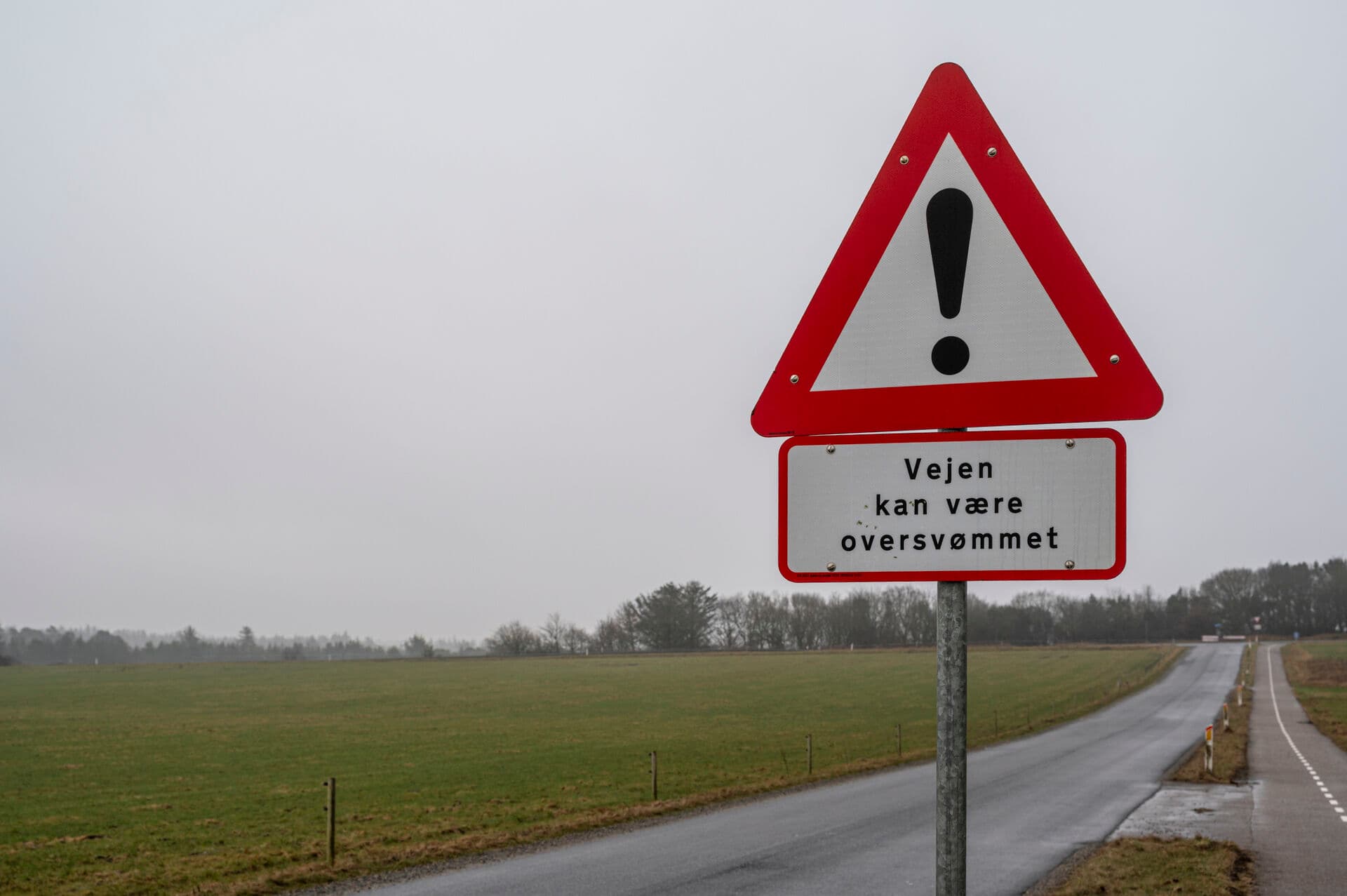 Klimaforandringerne er ikke længere noget abstrakt. De mærkes i form af skybrud, storme og stigende vandstande. Samtidig ser vi et ændret trusselsbillede – både i forhold til forsyningssikkerhed, cybersikkerhed og større samfundsmæssige kriser. Det stiller nye krav til kommunerne, skriver Suzan Daoud.