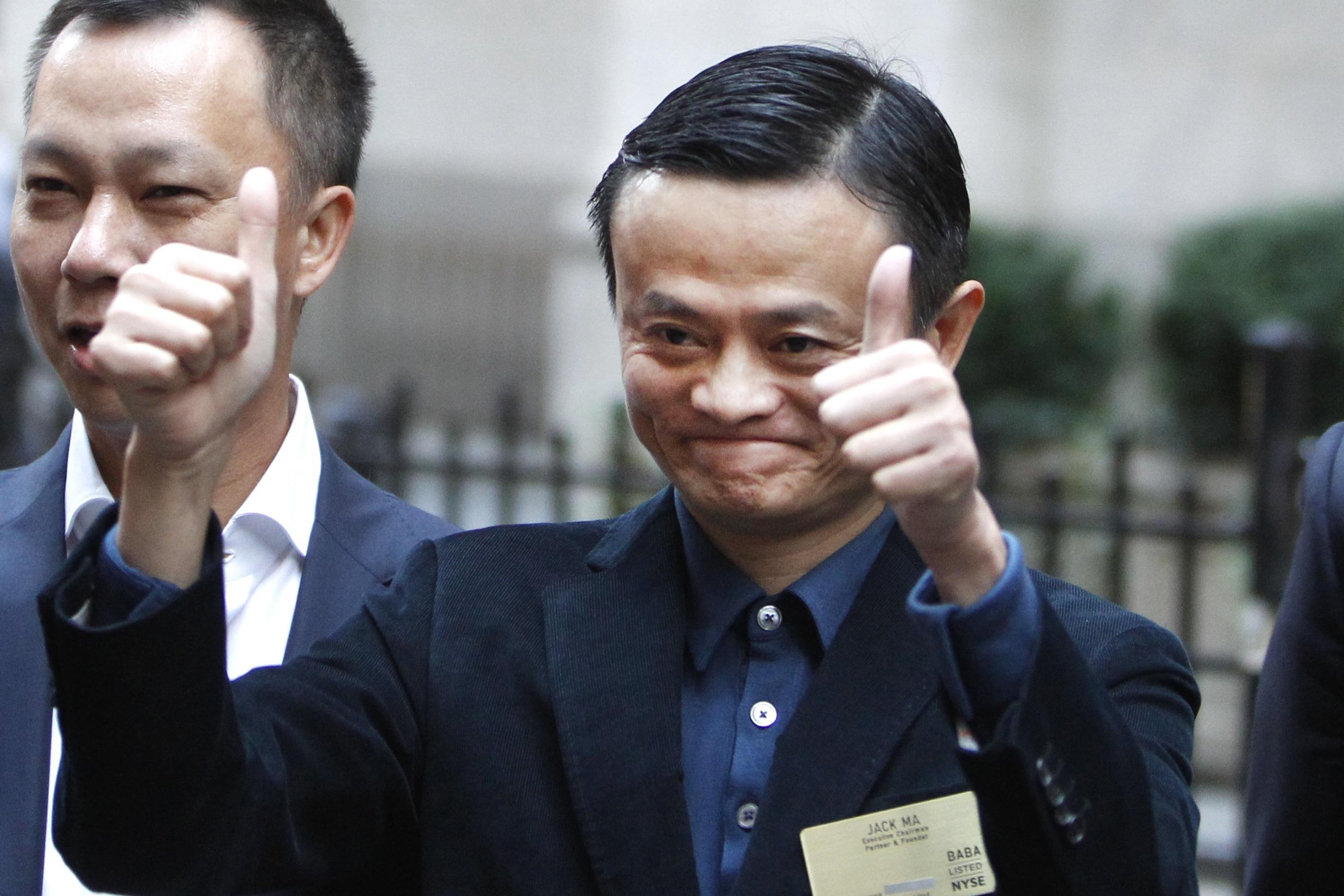 Kinas rigeste mand Jack Ma har skabt en fond, som skal arbejde for mindre forurening. Han siger selv, at han ikke ønsker at ændre på det politiske system – kun politikken – men den grænse er hårfin, vurderer Darrel West. Foto: AP/Jason DeCrow