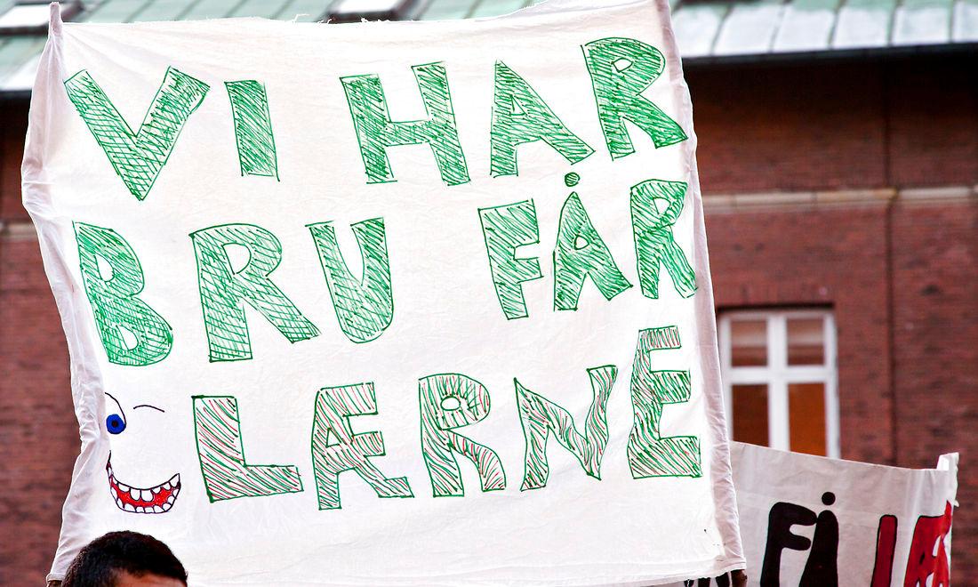 Bare rolig - stavefejlen her til en demonstration i Odense er lavet bevidst.