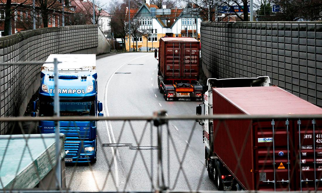 En tunnel under Marselis Boulevard i Aarhus skal håndtere tung trafik fra Aarhus Havn, der sammen med kommunen vil have fremskyndet arbejdet til knap to mia. kr.