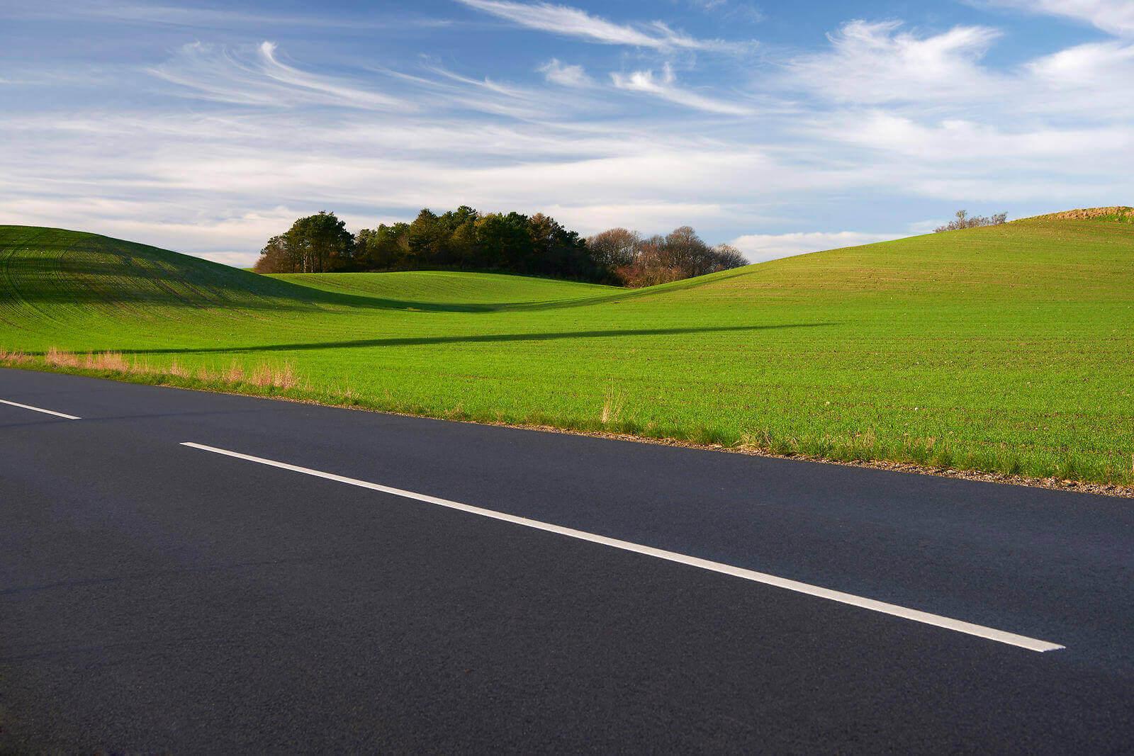 Lavere benzinforbrug, færre forurenende processer og færre køer på grund af vejarbejde er nogle af de klimavenlige fordele ved at vælge asfalt med lang holdbarhed, skriver projektchef fra asfaltbranchen.