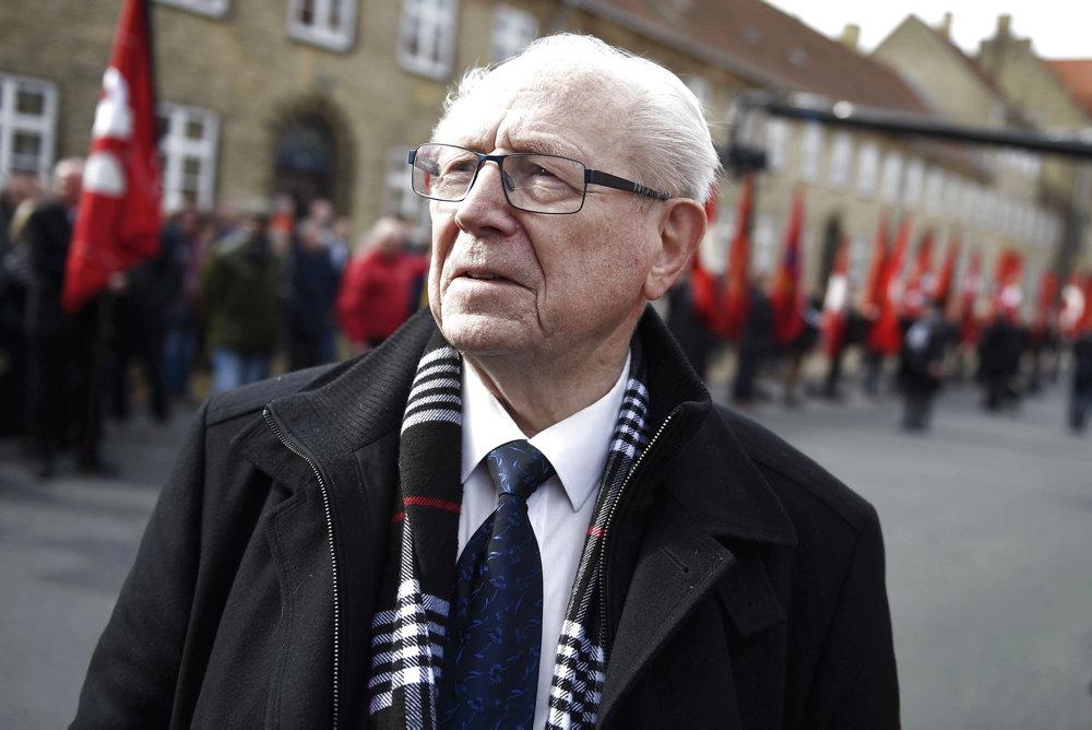 Thorkild Simonsen (S), som i mange år var borgmester i Aarhus, er død i en alder af 96 år. Det oplyser hans familie til TV 2. 