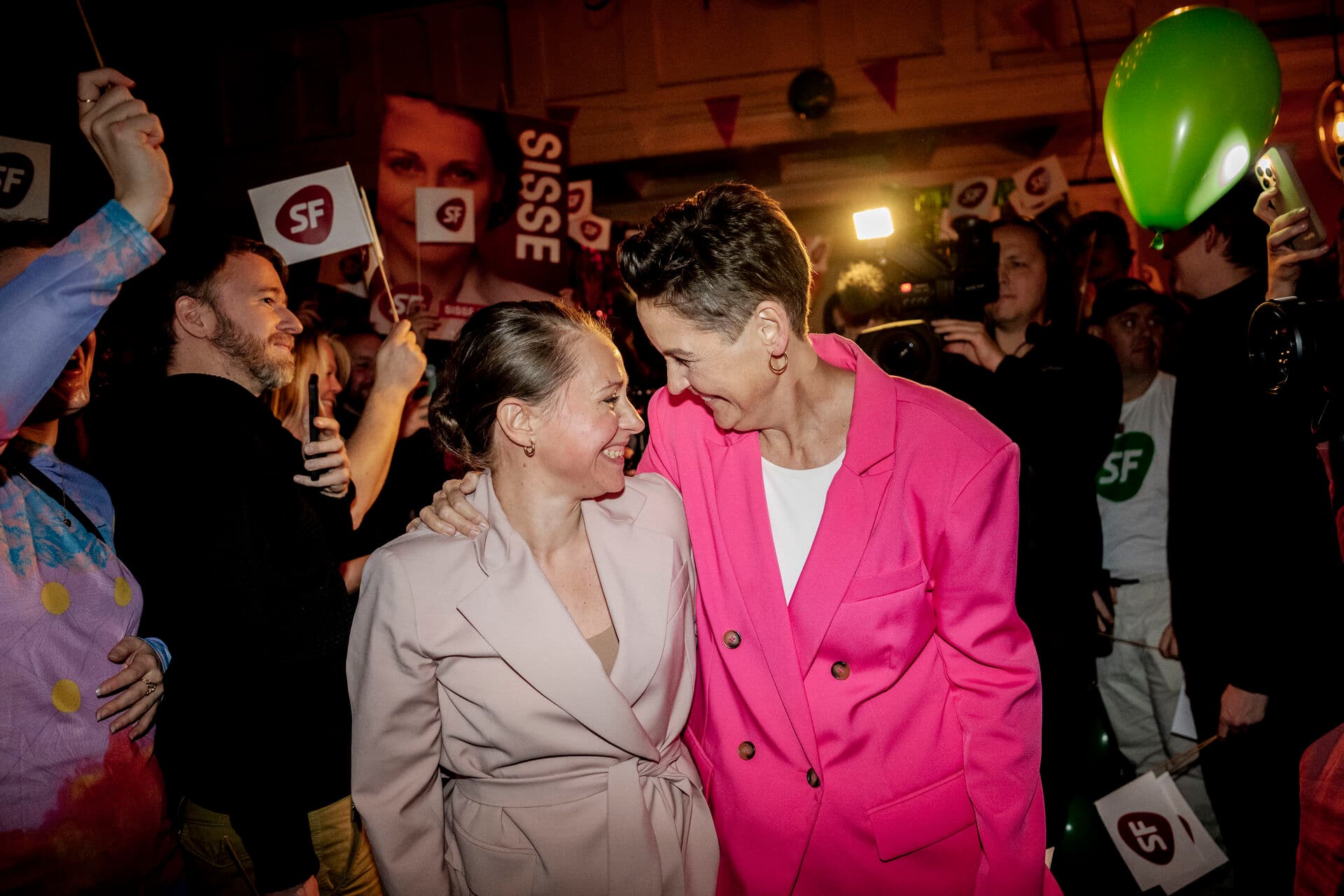 Sisse Marie Welling (tv) og SF stødte Socialdemokratiet af tronen i København, og ifølge Roger Buch er
den begivenhed tilstrækkelig til at gøre KV25 mere markant end de seneste kommunalvalg.