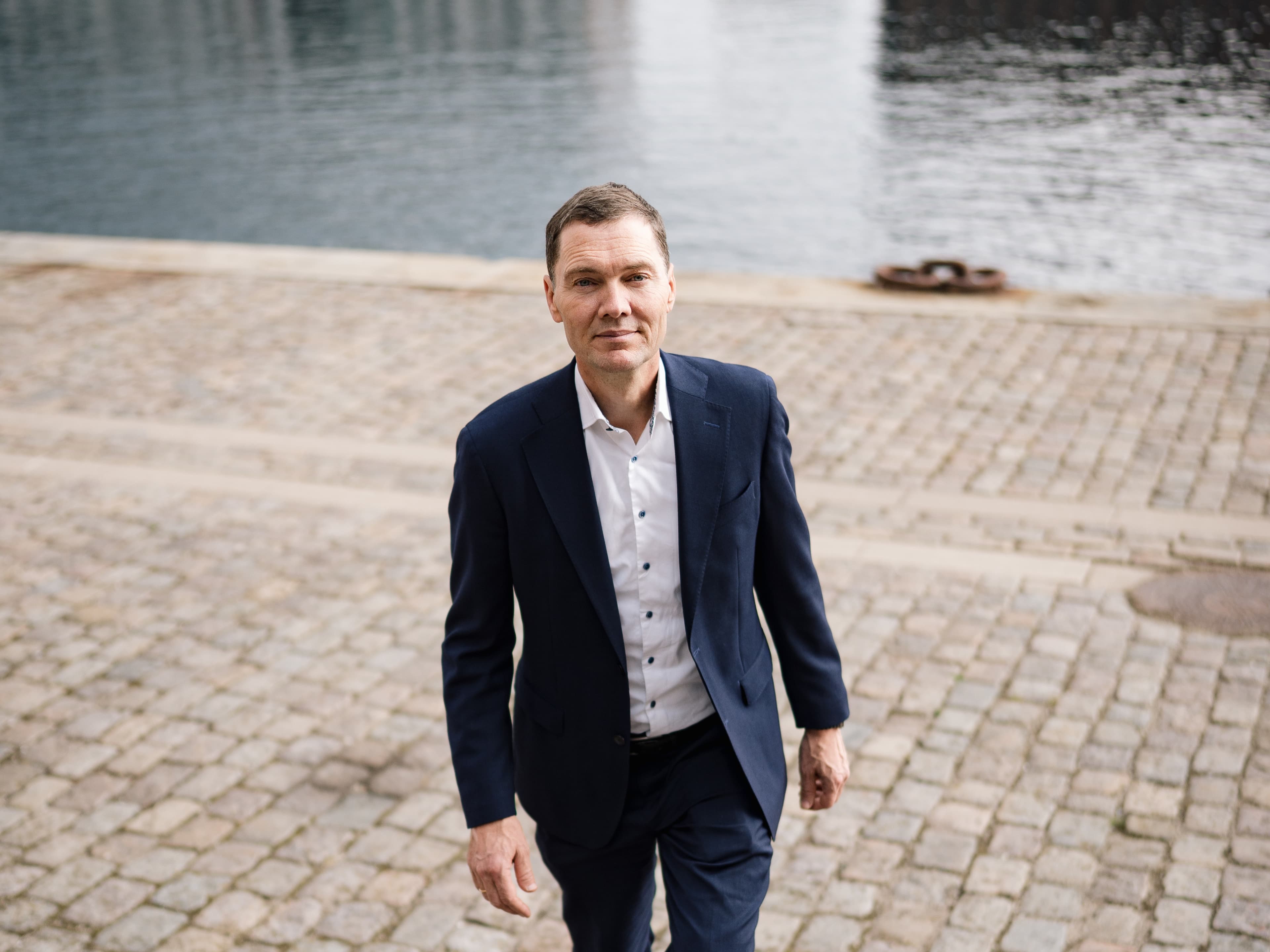 Hvis AI kan forbedre borgernes situation, kan det i sig selv være et etisk problem at lade være med at bruge teknologien, mener forfatter og digital vismand Bent Dalager, som efterlyser mindre fokus på risiko og mere på potentiale.